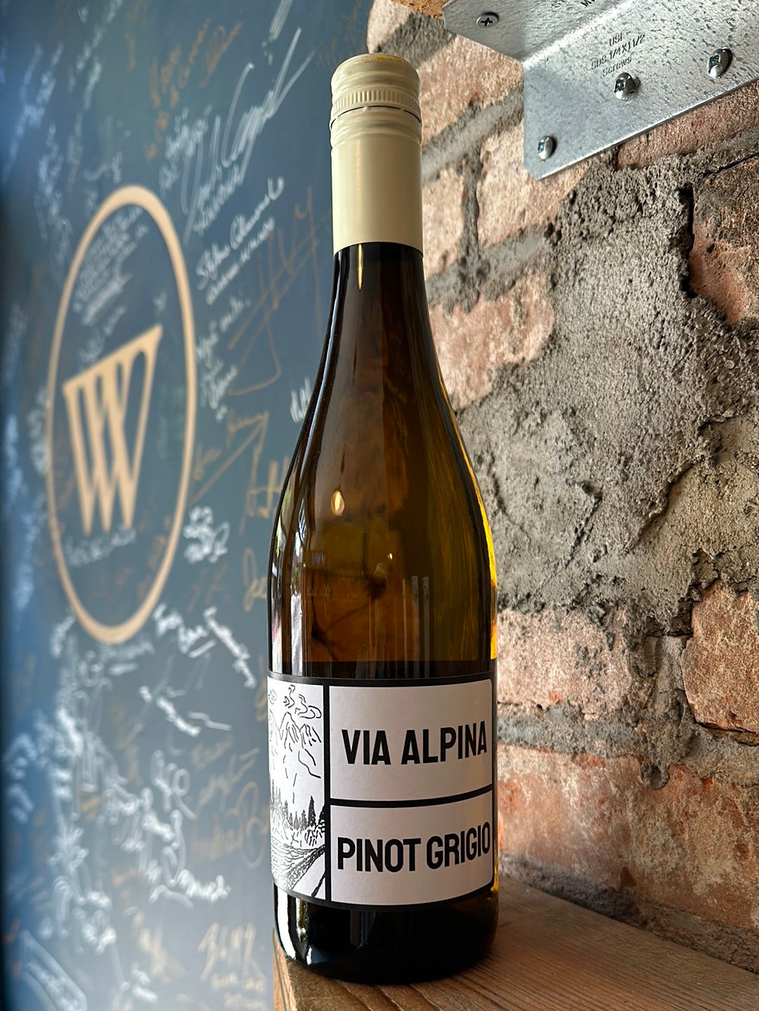 Via Alpina Pinot Grigio Friuli 2024 – Vanderbilt Ave Wine