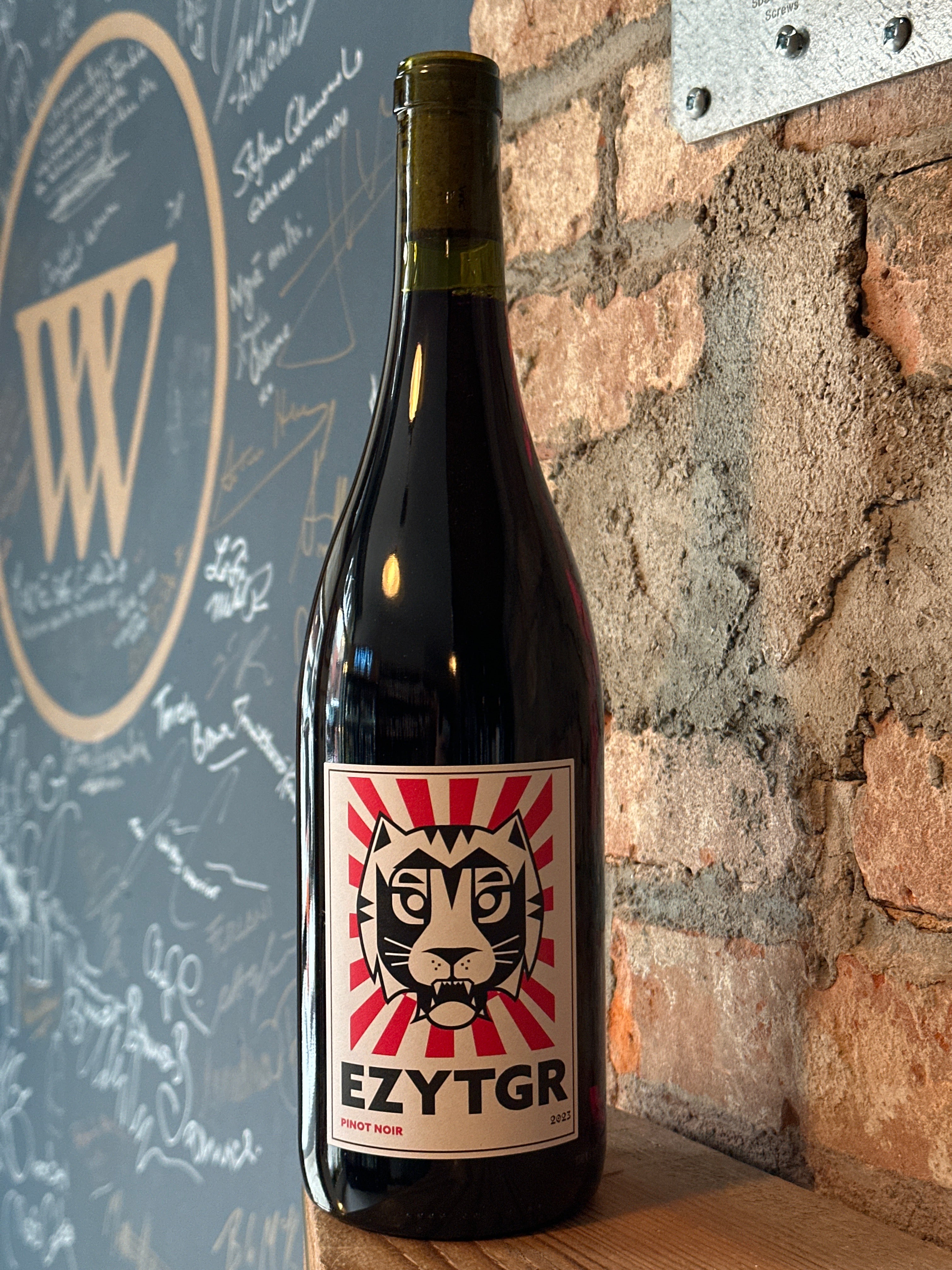 EZY TGR Pinot Noir 2023 – Vanderbilt Ave Wine Merchants | 573