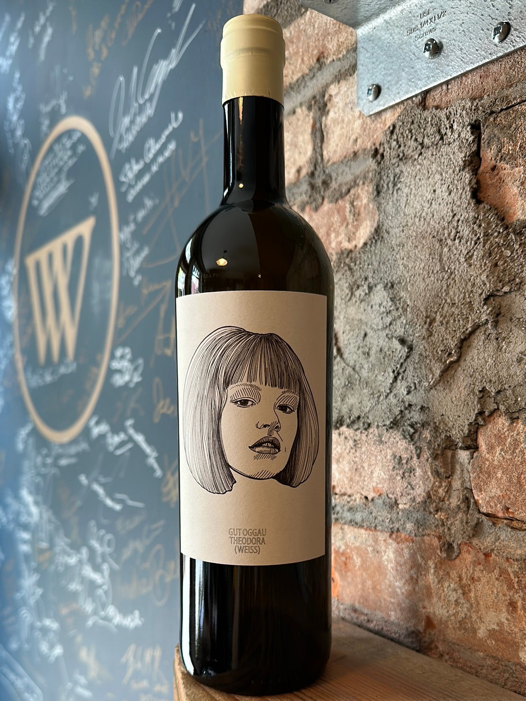 Gut Oggau 'Theodora' 2022 – Vanderbilt Ave Wine Merchants | 573