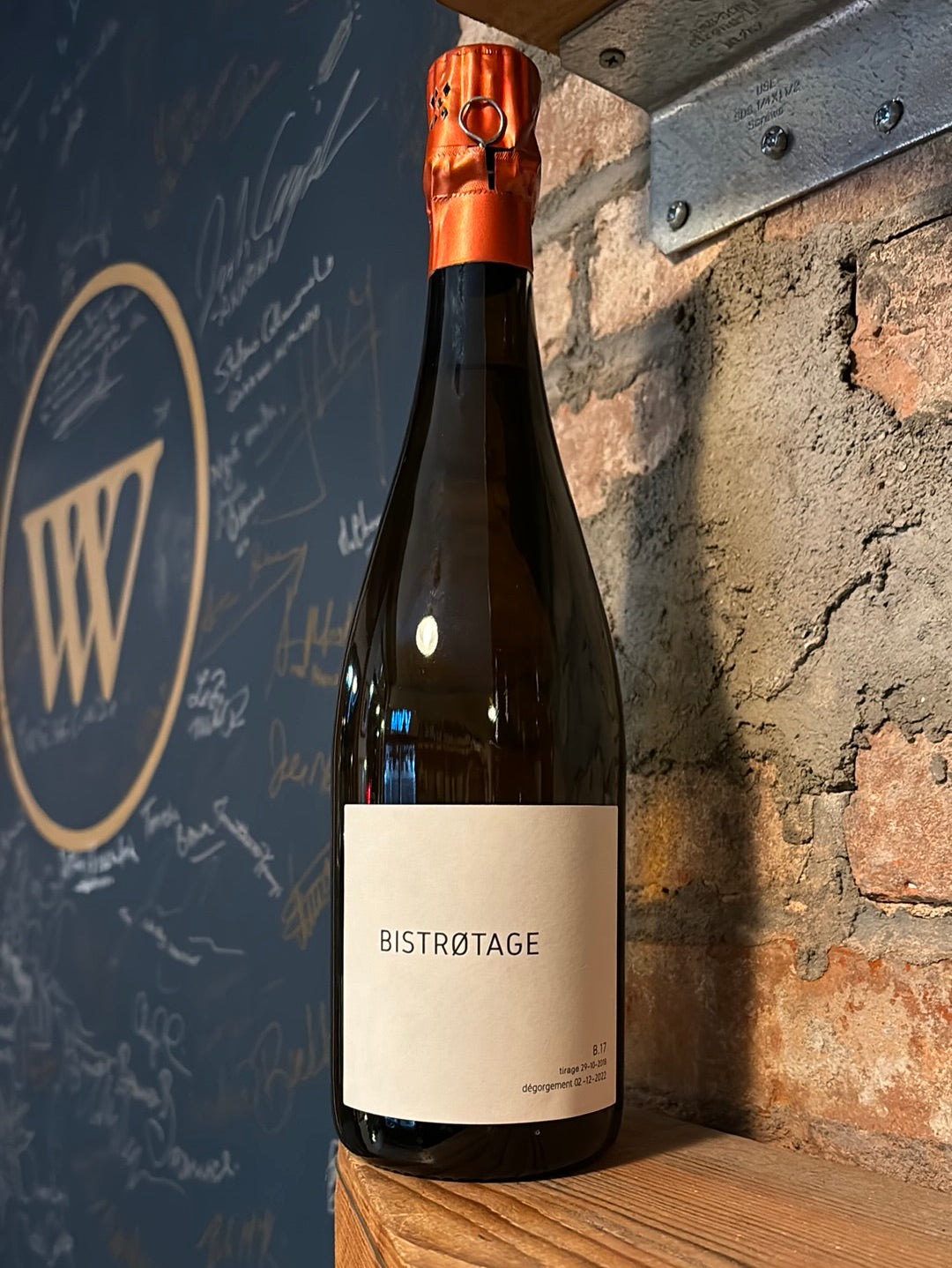 Francoise Martinot (Charles Dufour) "Bistrotage" Champagne Blanc de Noirs NV (B17)